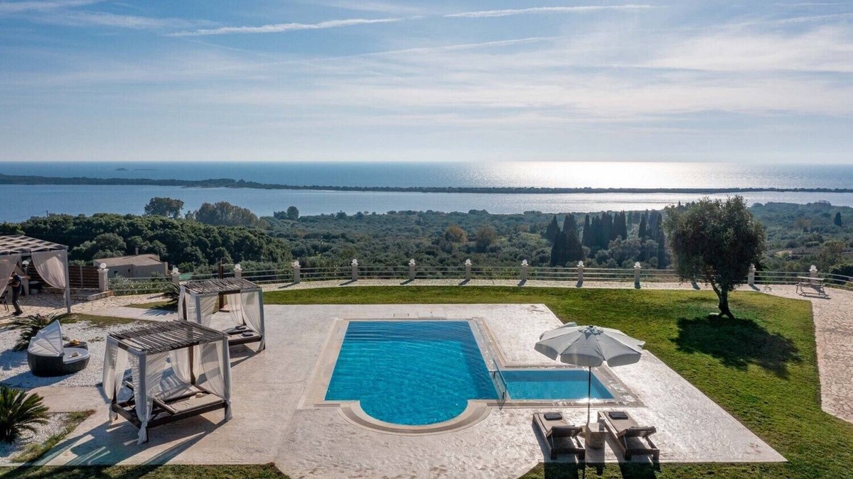 Dafnata Villa | Villa Mediterranean View