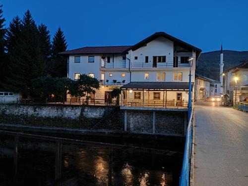 Kulen Vakuf Apartment | Villa Medo
