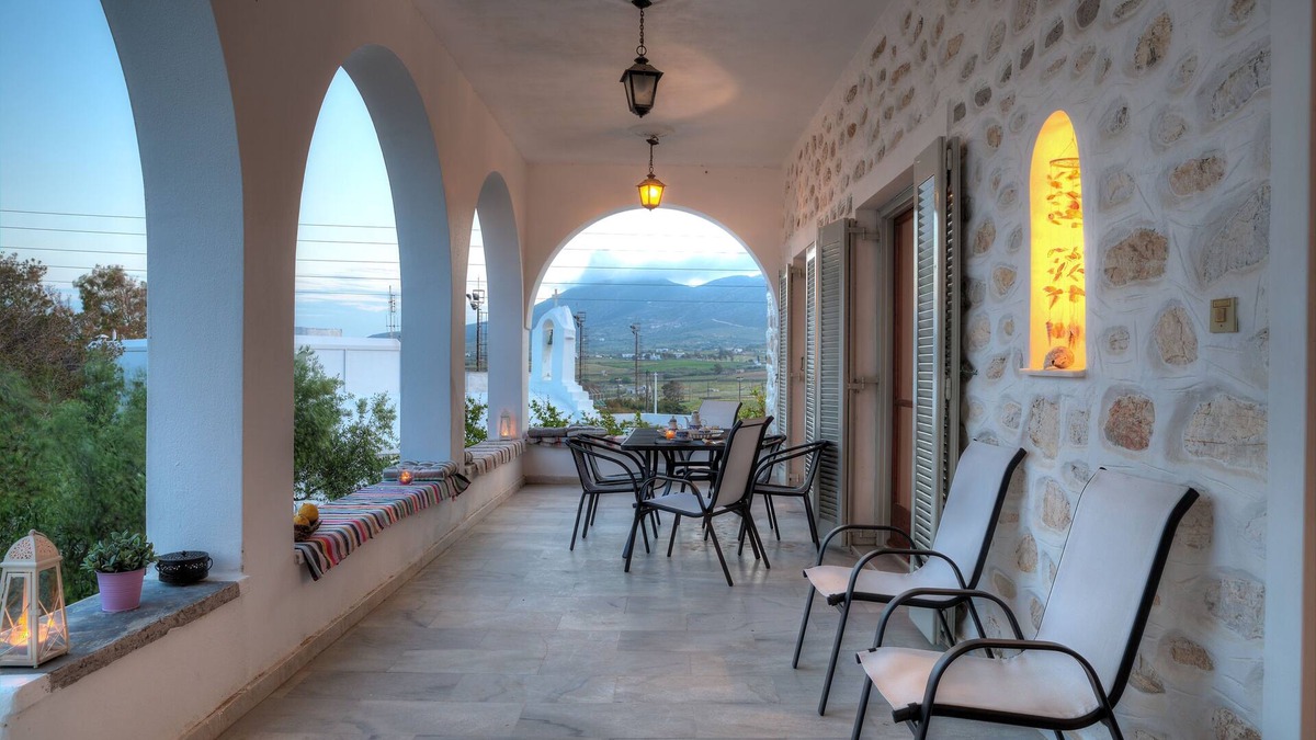 Marpissa Villa | Villa Melpomeni