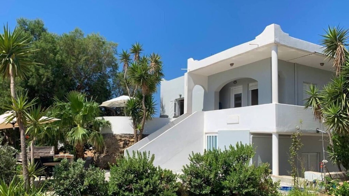Palaiochora Villa | Villa Memories: Seaside Retreat with Stunning Views & Private Terrace