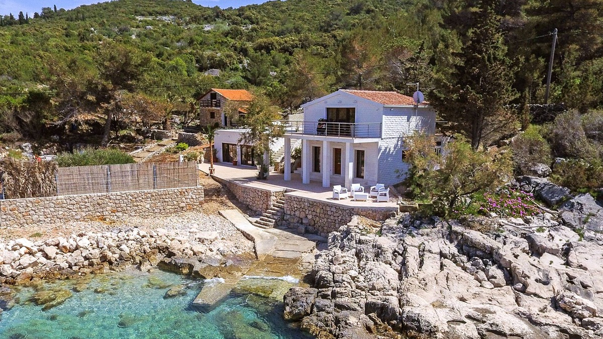 Zastrazisce Villa | "Villa Mendes" - seafront villa with pool