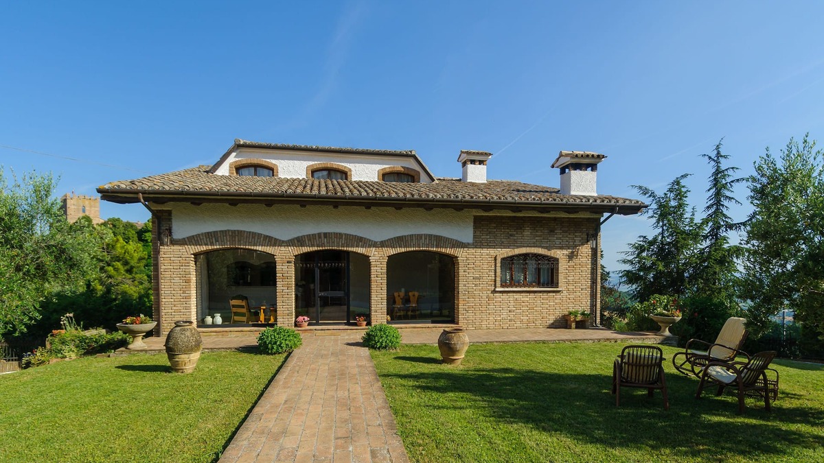 Mondaino Villa | Villa Mery, Holiday house in the hills of the Rimini Riviera, with private pool