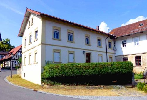 Untermerzbach Apartment | Villa Merzbach - Wohnen wie im Museum mit Komfort