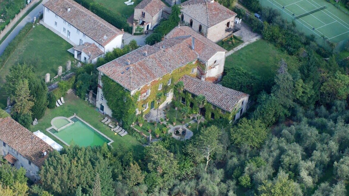 Vorno Villa | Villa Michaela, New Listing! Spacious Villa, exclusive venue with Pool, Chapel and Tennis courts