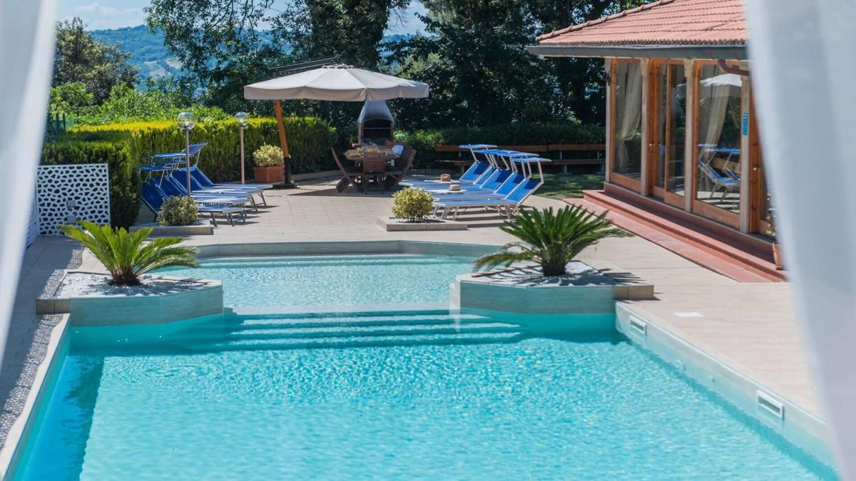 Pesaro Villa | Villa Micol 10 - Four Bedroom Villa, Sleeps 10