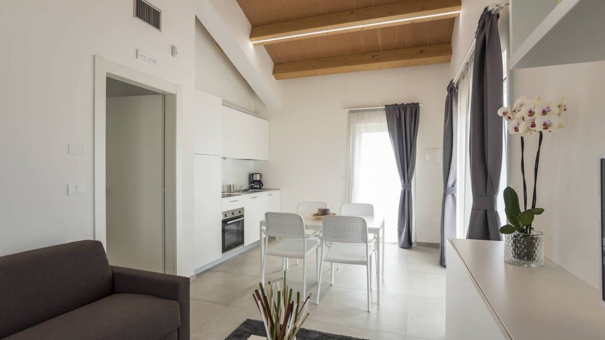 Notaresco House | VILLA MILLI- Gran Sasso apartment