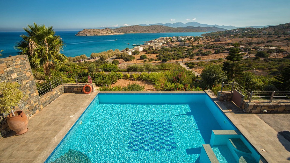 Elounda Villa | Villa Mirabello 3 bedroom villa - 200m from the beach