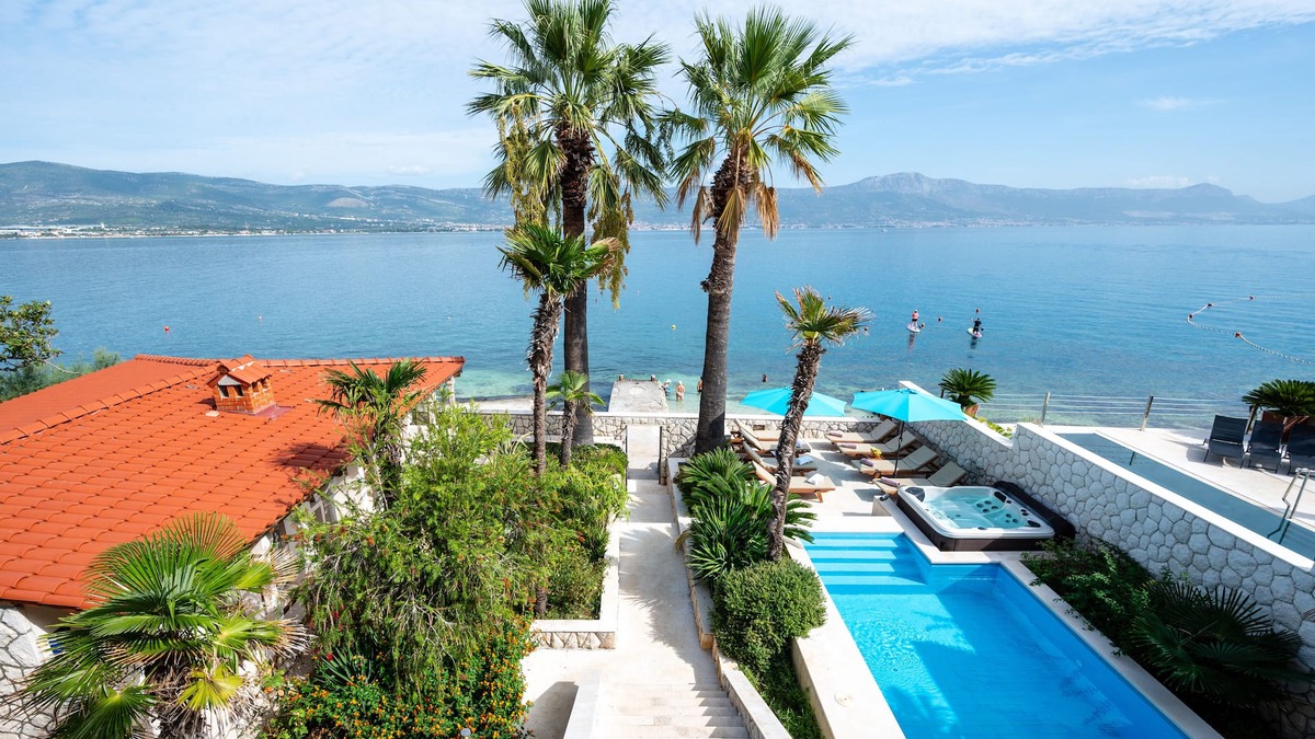 Municipality of Trogir Villa | Villa Mirjana - Exclusive beachfront 6 bedroom villa with pool