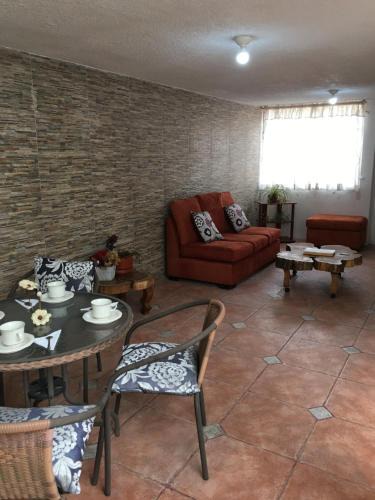 San Antonio de Pichincha House | Villa Mitad del Mundo