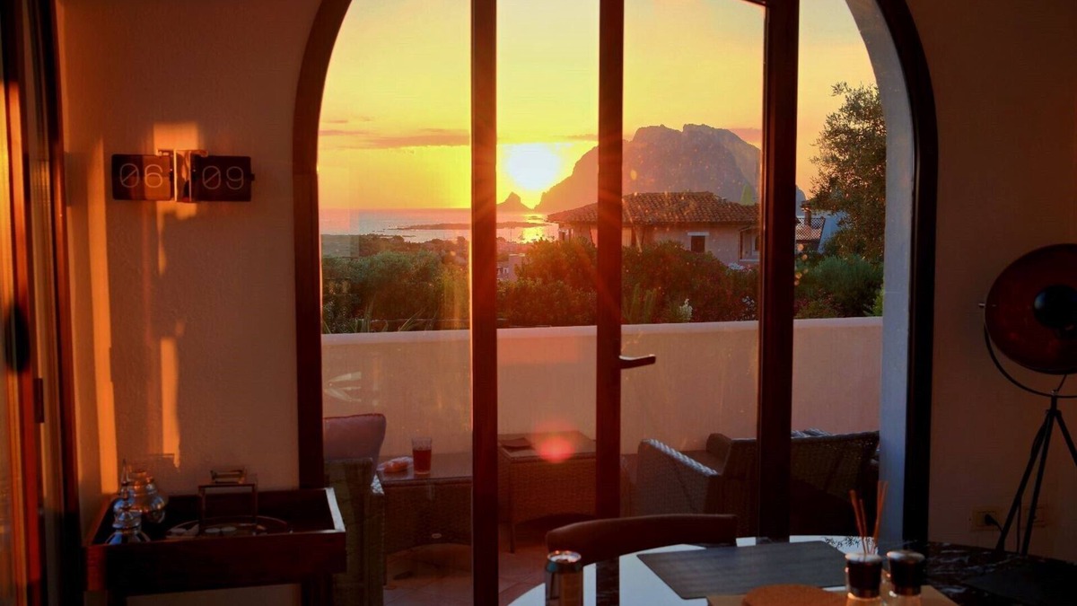 Porto San Paolo House | Villa Monte Contros, pool, sea view and a few minutes to the beach.