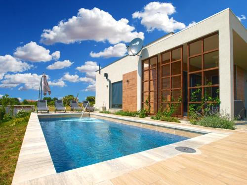Galizana House | Villa Monteci 2052