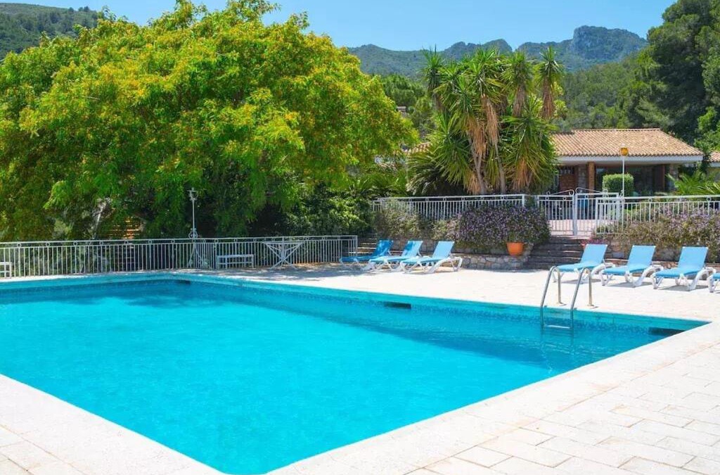 Favara Villa | Villa Montgrau