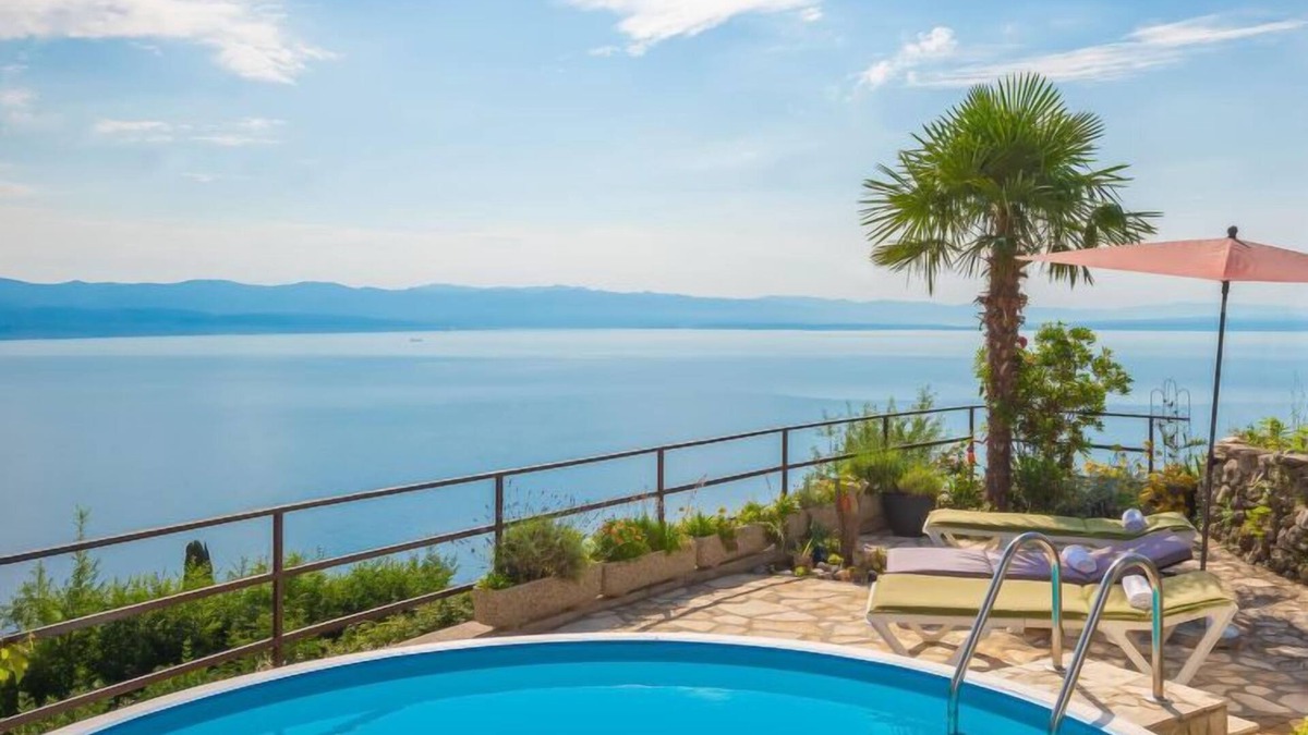 Tulisevica House | Villa More by Interhome
