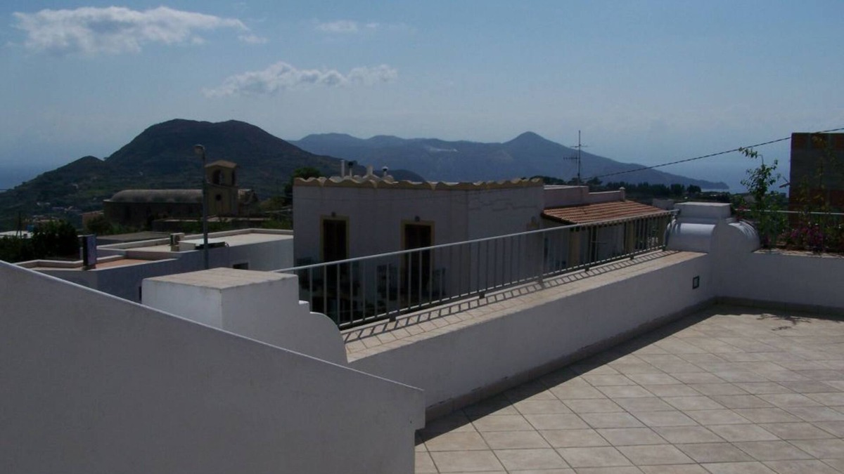 Pianoconte House | Villa Mountain Pianoconte Lipari