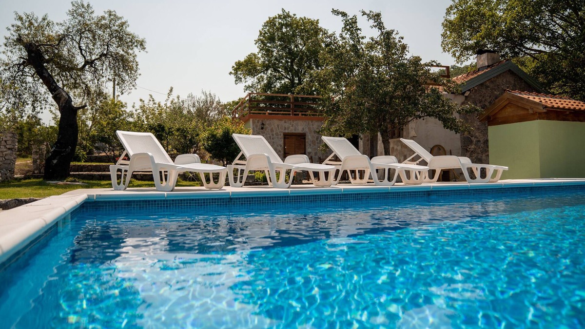 Zavala Villa | Villa Mramor - Rustic Villa with Swimming Pool