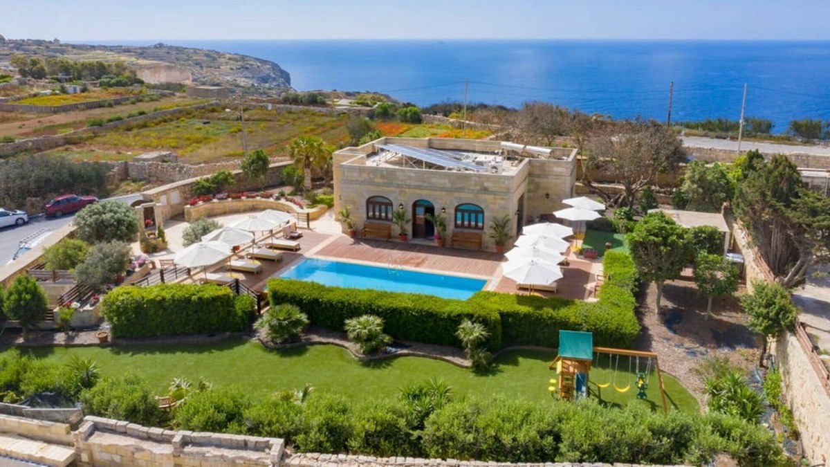 Zurrieq Villa | Villa Munqar 3 bedroom villa with private pool