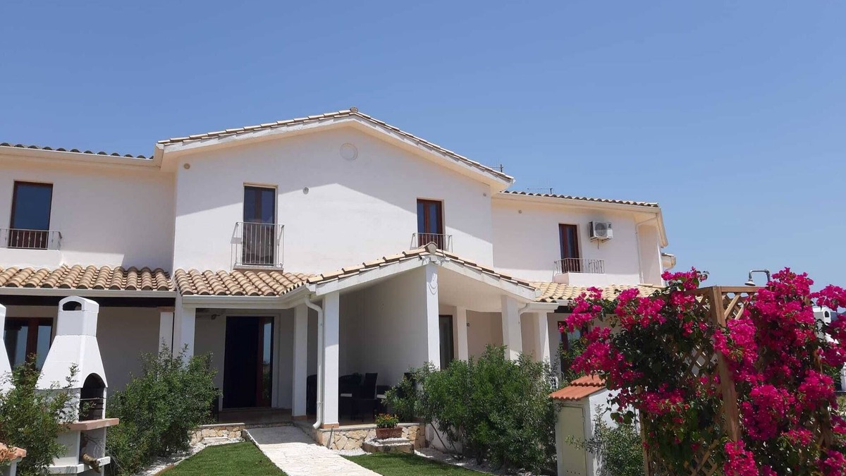 Sant'Anna Arresi House | Villa Myrtle Cozy holiday home with pets allowed