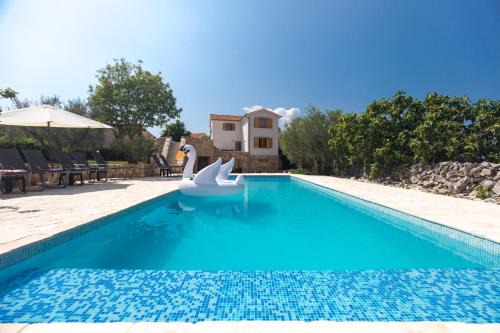 Sveti Ivan Dobrinjski Villa | Villa Nadia