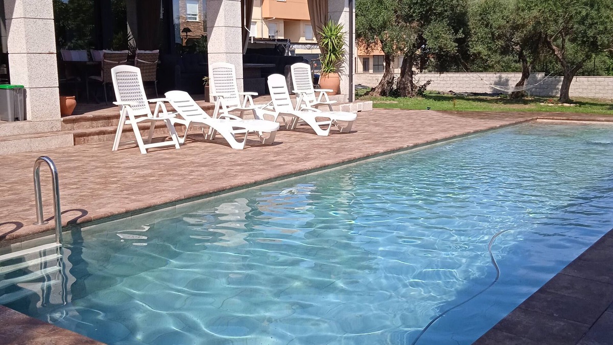 Candeleda Ski Chalet | Villa Nadine