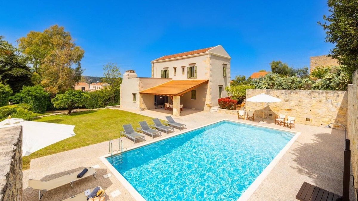 Vamos Villa | Villa Nafsika - Four Bedroom Villa, Sleeps 11