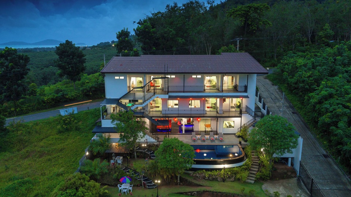 Chalong Villa | Villa Nap Dau Crown Private Pool Villa Phuket