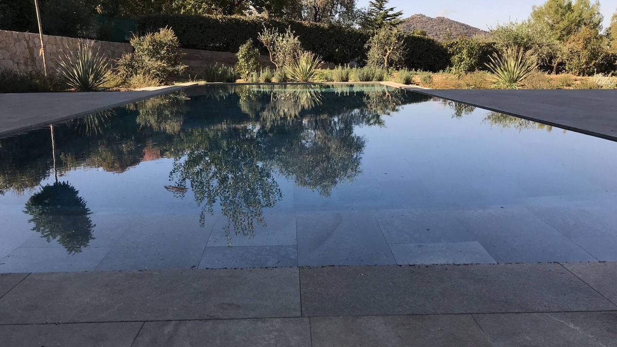 Calenzana Villa | Villa near Calvi, heart of Calenzana air-conditioned garden swimming pool sea mountain