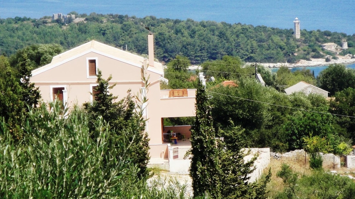 Tselendata Villa | villa near fiscardo , at the village tselentata