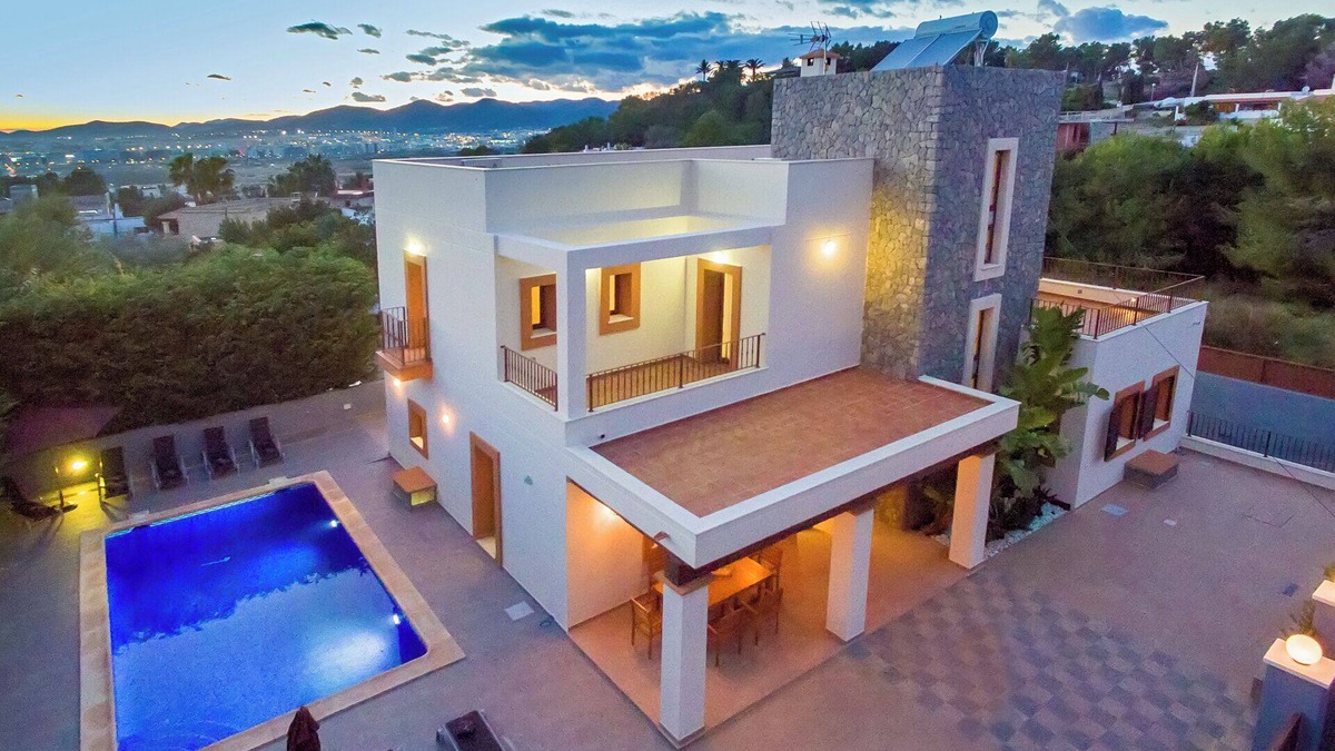 Cap Martinet Villa | Villa Near Ibiza Town Sleeps 12/14
