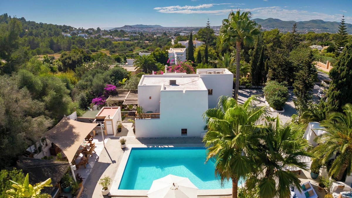 Can Furnet Villa | Villa near Ibiza Town, sleeps 13