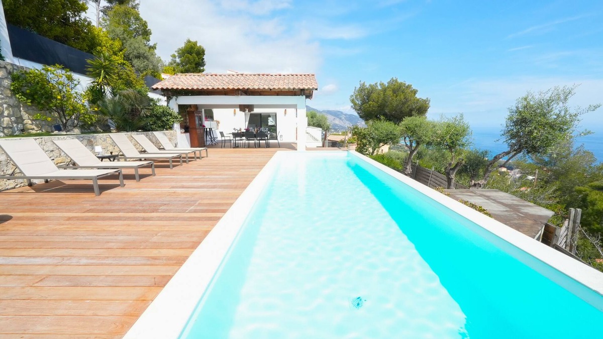 Fontvieille Villa | Villa Near Monaco - Sea View