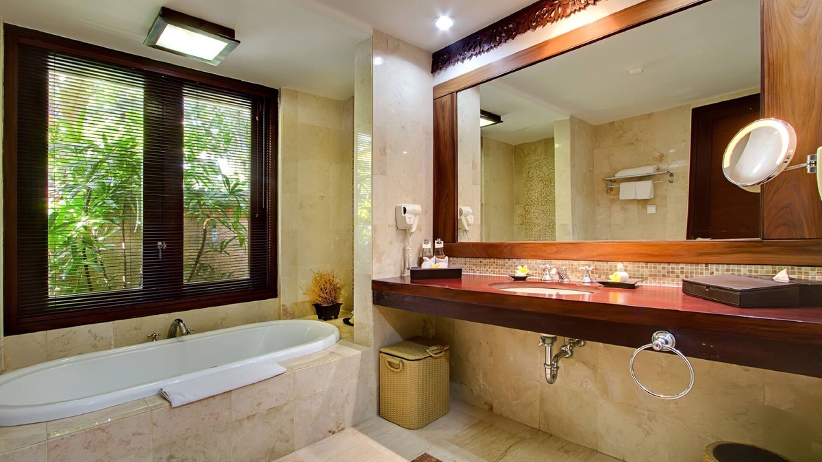 Kartika Plaza Villa | Villa near the Beach for couple or honeymooners