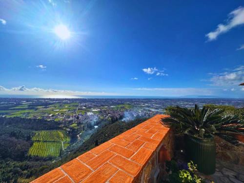 Massarosa Villa | Villa nel Borgo by Nicola Real Estate