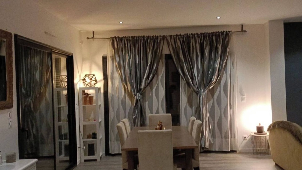 La Frette-sur-Seine Villa | Villa Neuve et Cosy à 22 Minutes de Paris