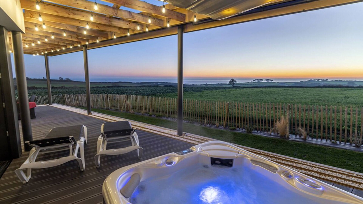 Plougonvelin Villa | villa neuve prestations de luxe, spa, vue mer Bretagne