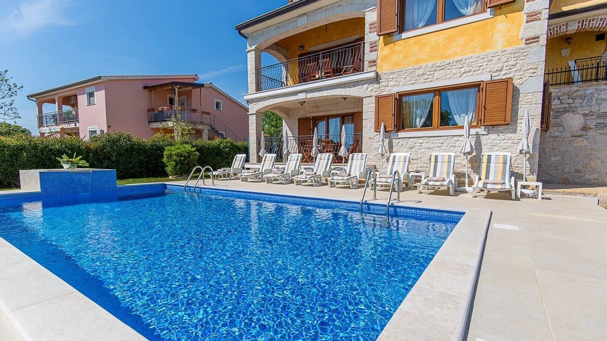 Buici Villa | Villa Nevena with pool and garden