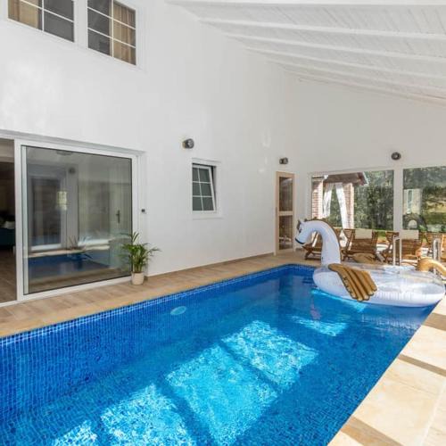 Otocac Villa | Villa Nikšić