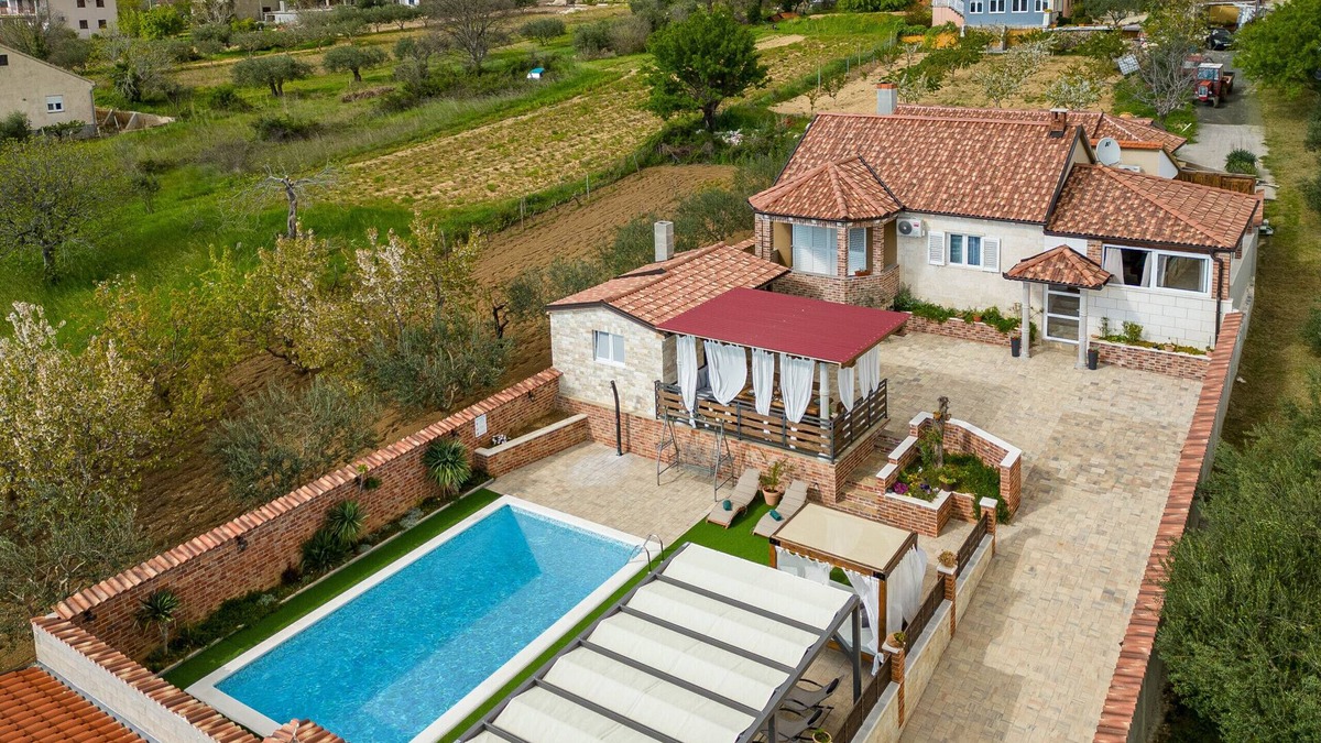 Polaca Villa | Villa Nikolina ZadarVillas