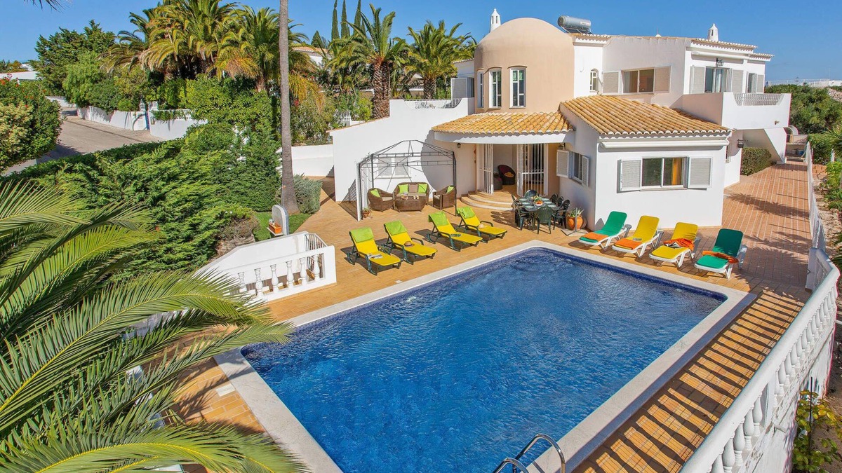 Cerro de Aguia Villa | Villa Ninho da Aguia by Villa Plus