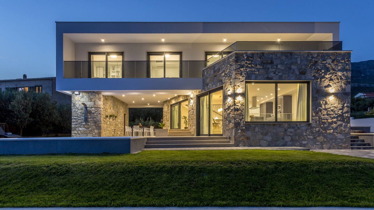 Kastel Gomilica Villa | Villa Noni - heated pool, sea view, bbq & garage