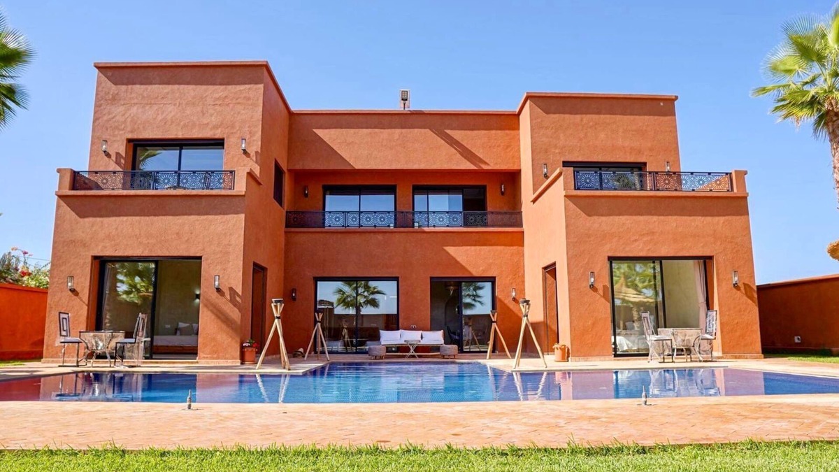 Sidi Abdallah Ghiat Villa | VILLA NOÛR PALACE with jacuzzi pool in Marrakech, Quiet, view of the High Atlas mountains