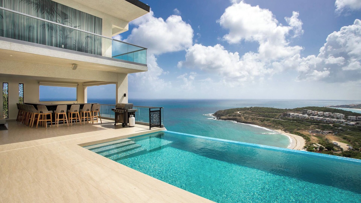 Cay Bay Hill Villa | Villa Numa Exclusive Listing Heated Pool