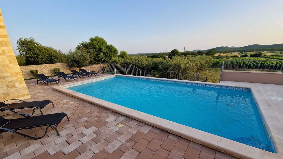 Stankovci Villa | Villa Oasis with swimming pool