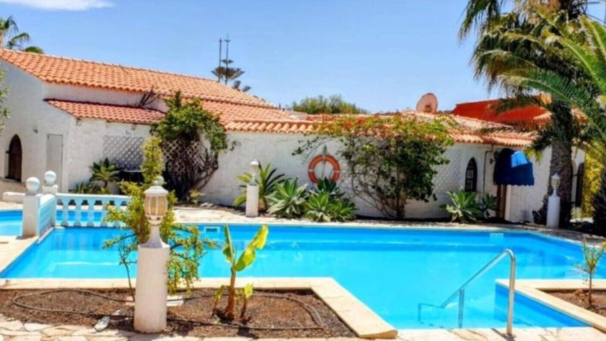 Parque Holandes Villa | Villa Océano: Sea View, Heated Pool, Fast WiFi, Solar Energy, Garden