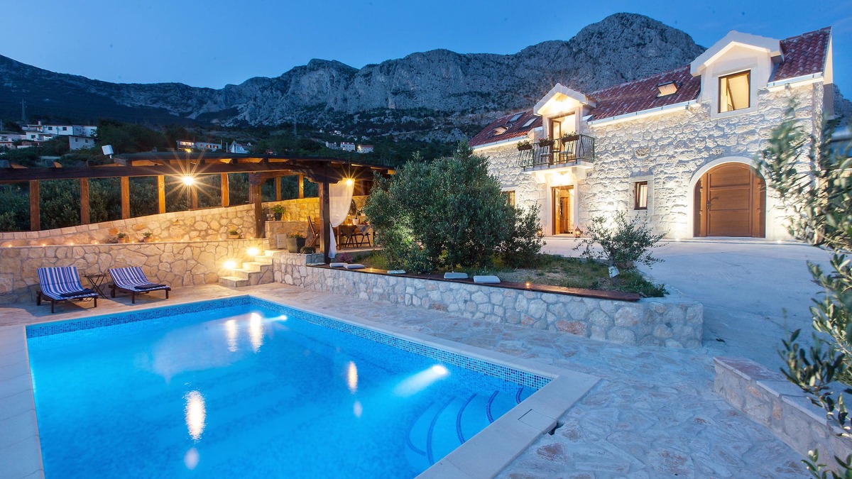 Podgora Villa | Villa Oliva - exclusive gateway, luxurious serenity, stunning views, heated pool