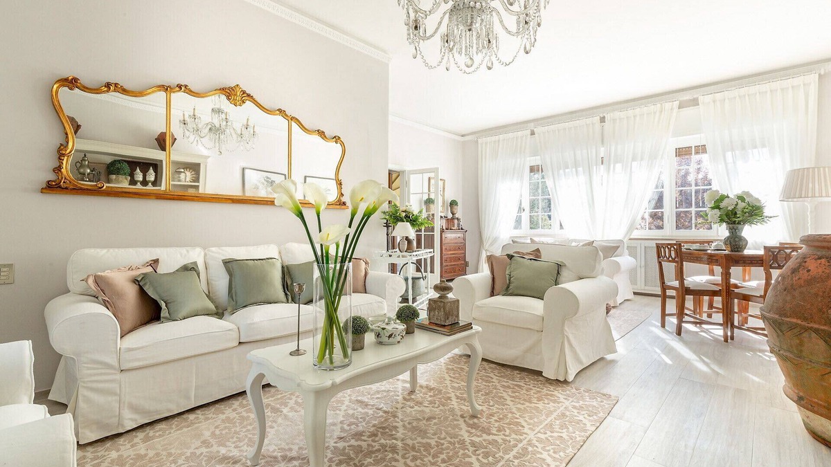 Lucca Historical Center Villa | VILLA OLIVIA: a New Luxury Villa with Garden in Lucca with PARKING