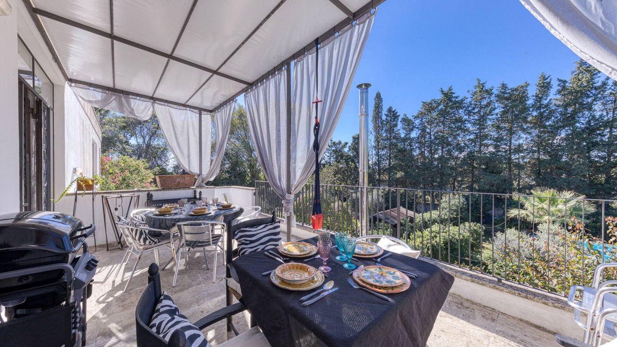 Lizzanello Villa | Villa 'Olivia Pool Tennis Spa Cielo' with Wi-Fi