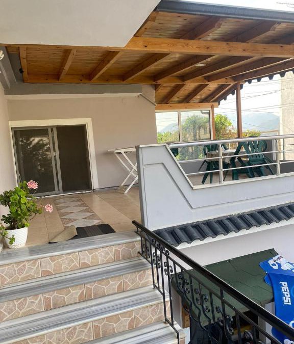Delvine House | Villa Olsjan