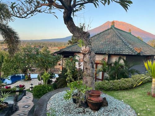 Tulamben Bed & Breakfast | Villa Omah Semar