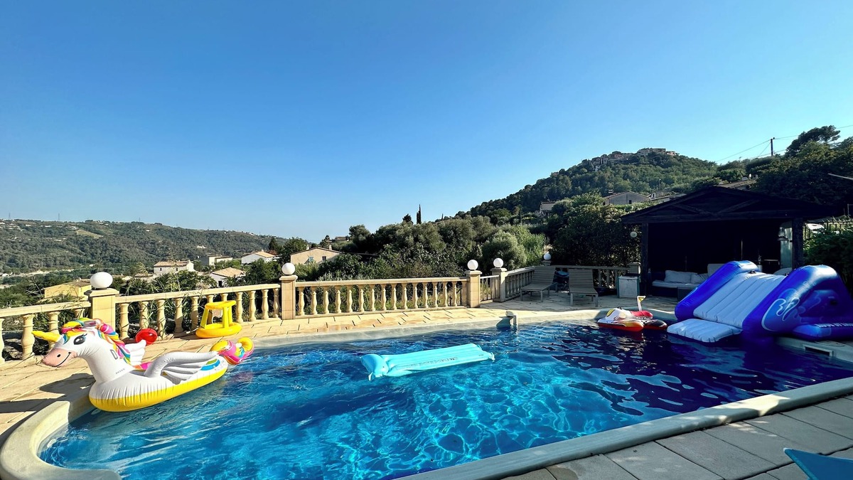 Gattieres House | Villa on the french riviera in Nice with swimming pool