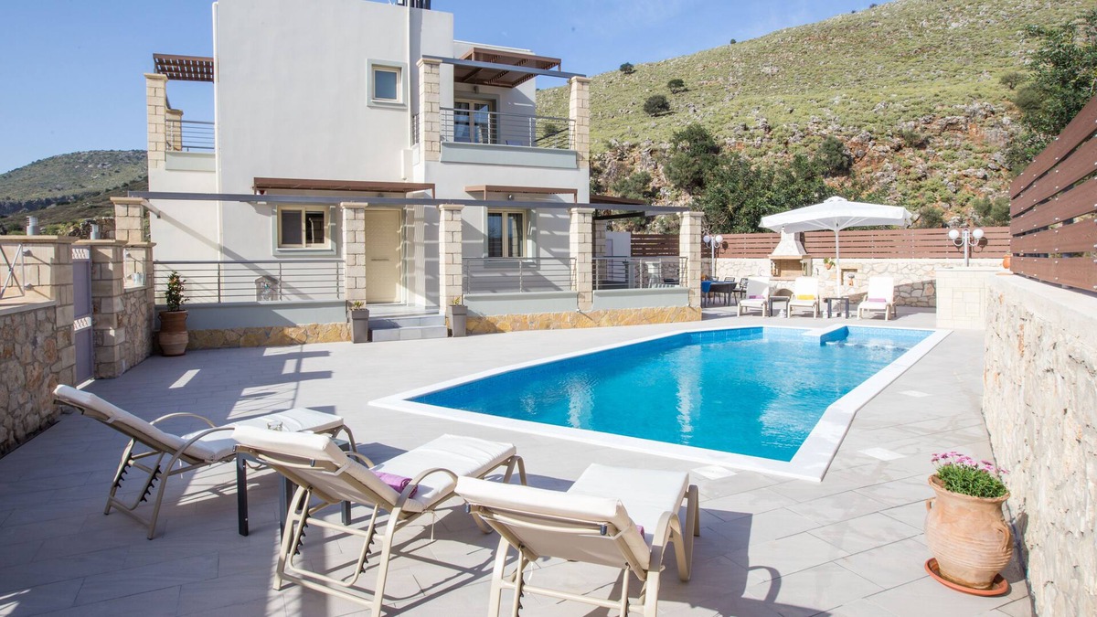 Exopoli Villa | Villa on the hill with amazing view!